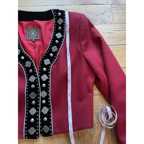 Double D Ranch Wear Rodeo Native Jacket Concho Studded Cropped Women’s Medium - Picture 15 of 16